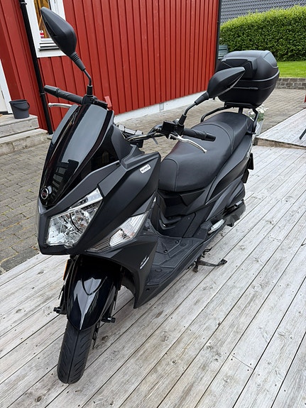 SYM Jet 14 125 3 of 5