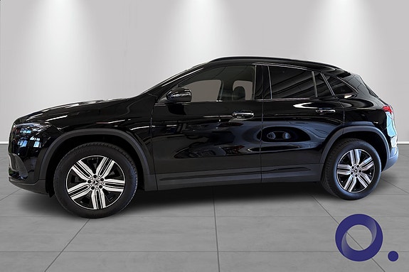 Mercedes-Benz EQA250 2 of 5