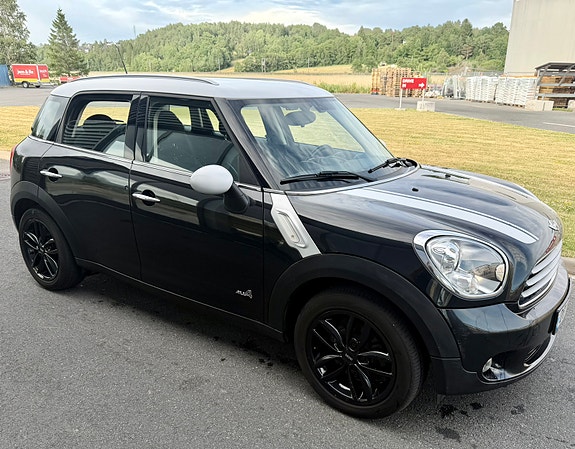 MINI Countryman Cooper D 4 of 5