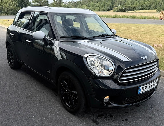 MINI Countryman Cooper D 3 of 5