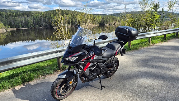 Kawasaki Versys 650 2 of 3