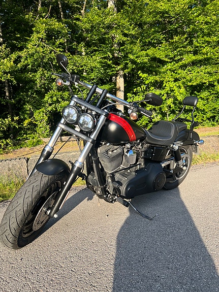 Harley-Davidson FXDF Dyna Fat Bob 2 of 5