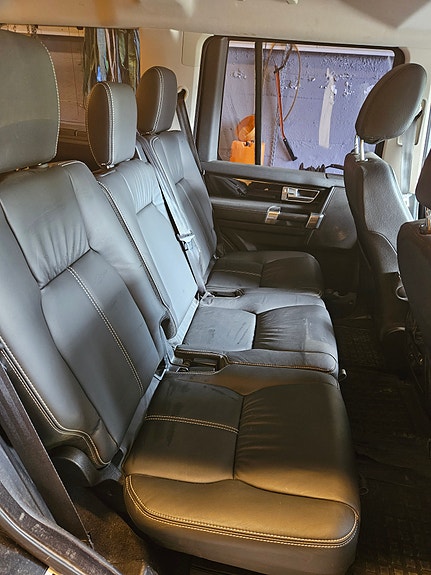 Land Rover Discovery 4 15 of 25