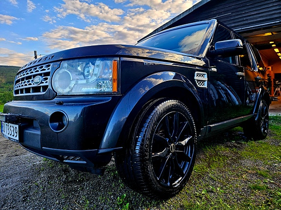 Land Rover Discovery 4 6 of 25
