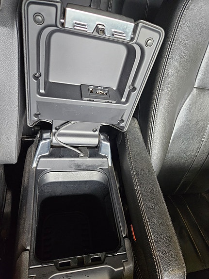 Land Rover Discovery 4 16 of 25