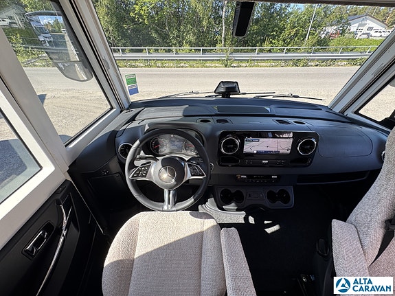 Rapido i166M Distinction ALDE 27 of 30