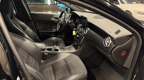 Mercedes-Benz A180 12 of 15