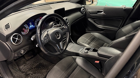 Mercedes-Benz A180 10 of 15