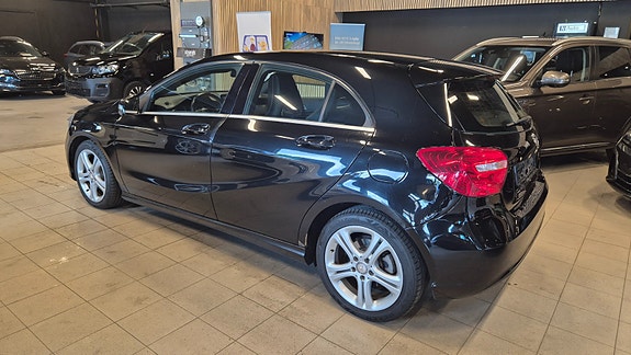 Mercedes-Benz A180 8 of 15