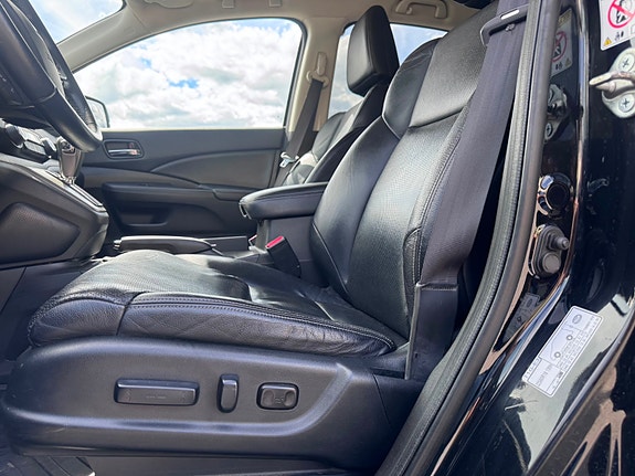Honda CR-V 14 of 27