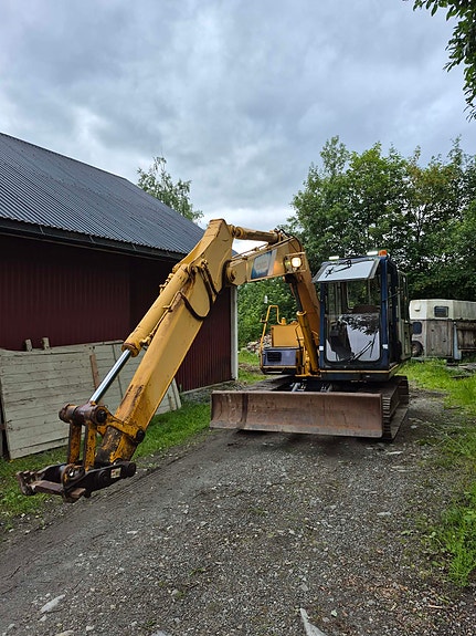 Kobelco 903 mark 3 / Lavt timetall / Hk feste /Graveskoffe medfølger / godt holdt 3 of 5
