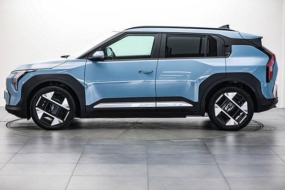 Kia EV3 11 of 30