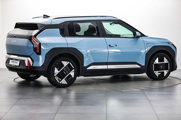 Kia EV3 10 of 30