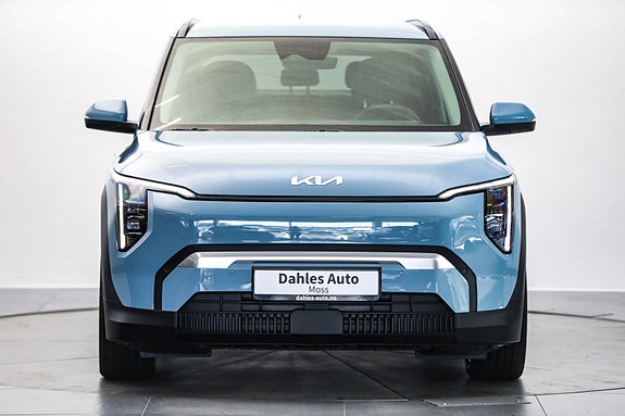 Kia EV3 3 of 30