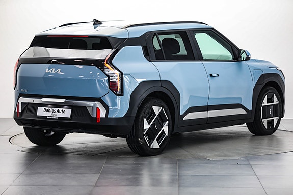 Kia EV3 12 of 30