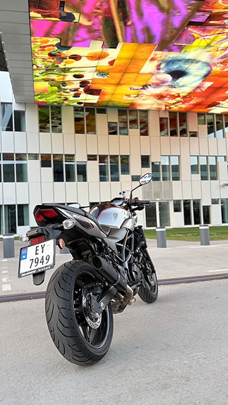 Suzuki SV 650X | ABS | HISTORIKK | Slip On 2 of 5