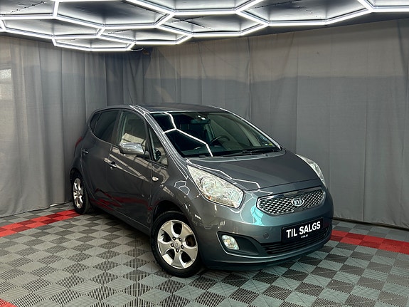 Kia Venga 2 of 5