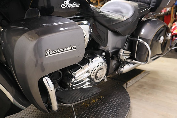 INDIAN Roadmaster 16 of 20