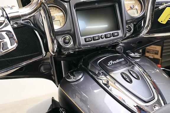 INDIAN Roadmaster 5 of 5