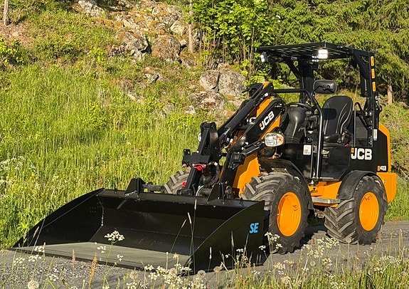 JCB 403 4 of 5