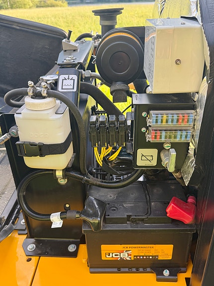 JCB 403 10 of 13