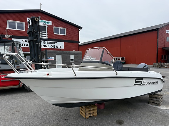 Finnmaster S5 - Yamaha F100 - Garmin - Velholdt og fin 3 of 5