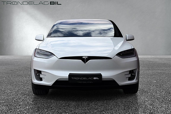 Tesla Model X 8 of 20