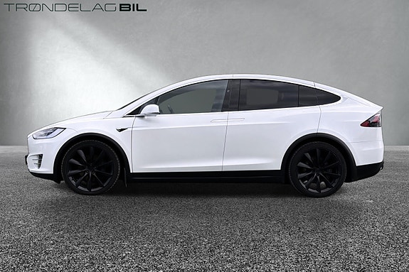 Tesla Model X 2 of 20