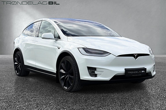 Tesla Model X 7 of 20