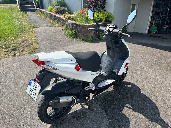 Peugeot Speedfight 2 4 of 5