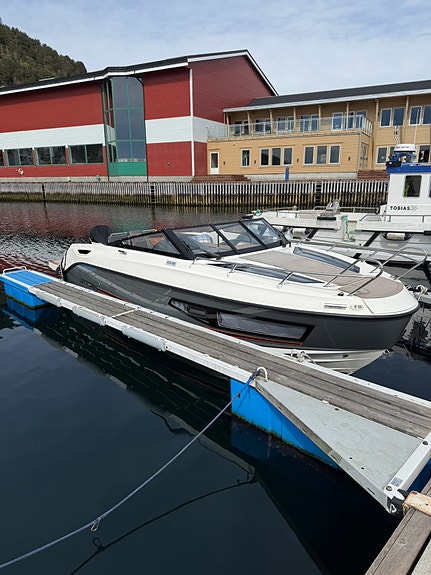 Uttern D70 4 of 5