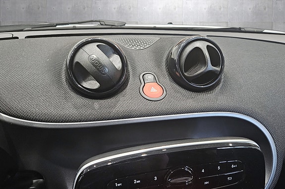 Smart Fortwo 16 of 19
