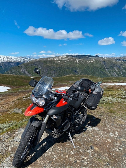 Triumph Tiger 800 XC 3 of 5