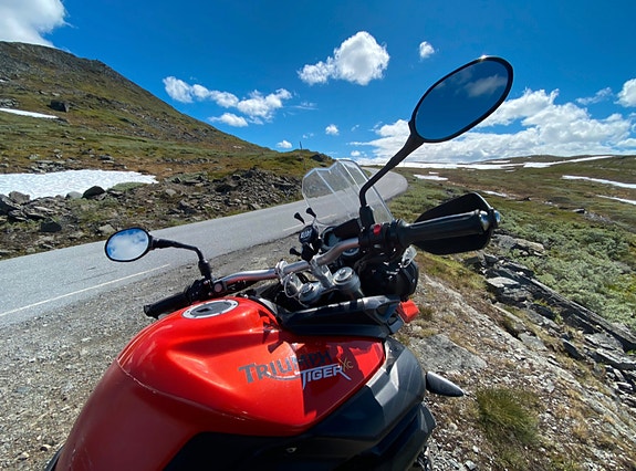 Triumph Tiger 800 XC 4 of 5