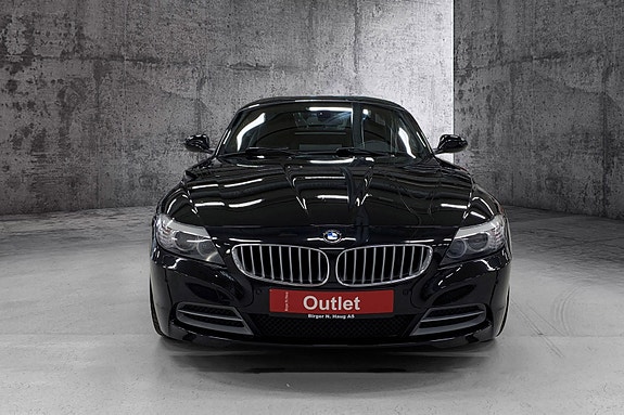BMW Z4 2 of 5