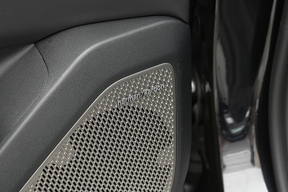 Kia EV4 16 of 29