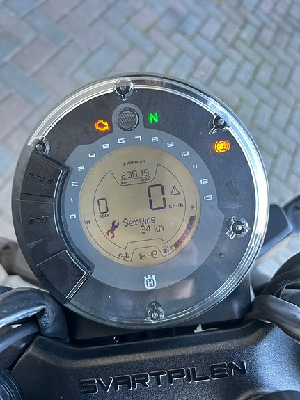 Husqvarna Svartpilen 125 9 of 9
