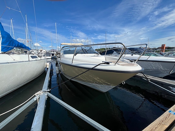 Aquador 23 DC | 2013 | Volvo Penta D3 Diesel 200 hk 5 of 5