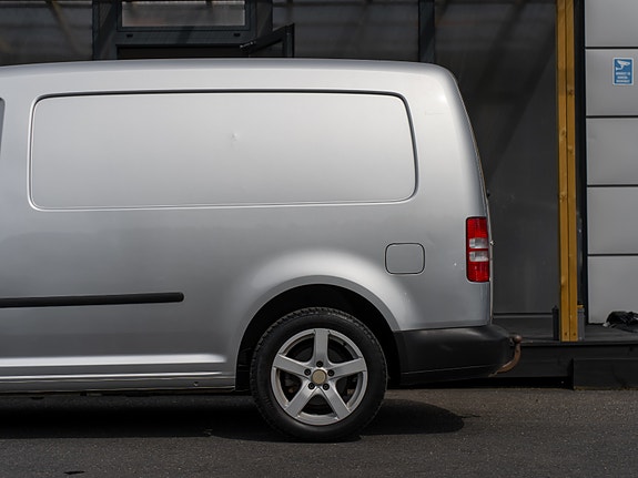 Volkswagen Caddy Maxi 12 of 30