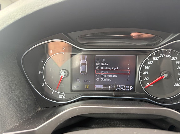 Ford S-MAX 21 of 26
