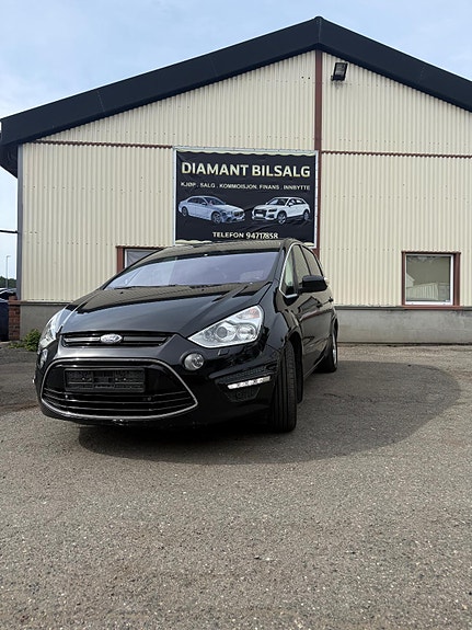 Ford S-MAX 5 of 26