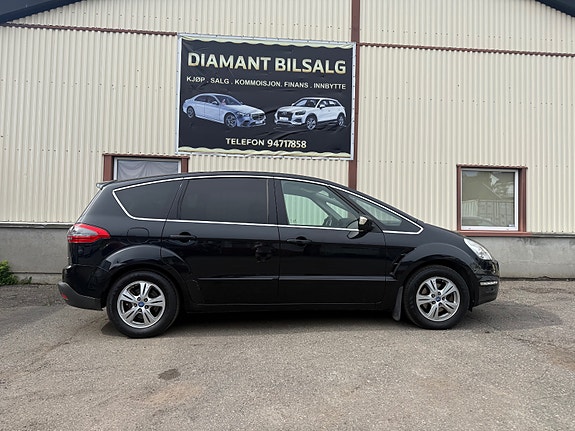 Ford S-MAX 3 of 26