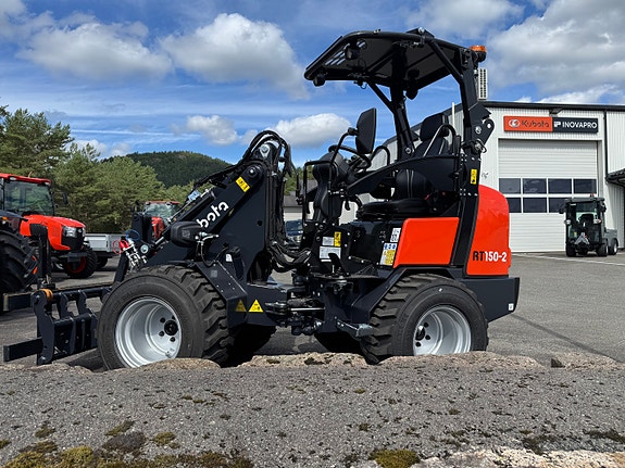 Kubota RT150-2 2 of 17