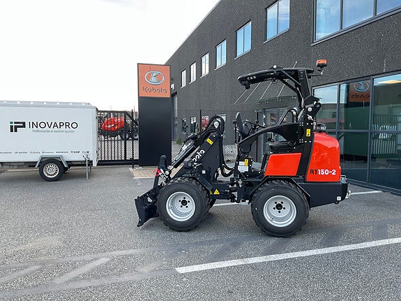 Kubota RT150-2 4 of 5