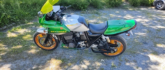 Kawasaki KAWAZAKI ZRX1200 3 of 5