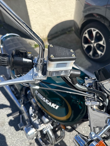 Kawasaki KZ1 5 of 5