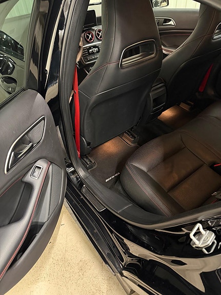 Mercedes-Benz A45 10 of 26