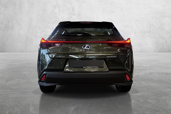 Lexus Ux300E 2023 photo 4