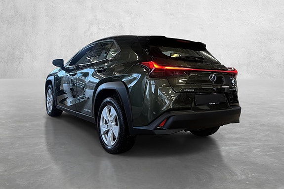 Lexus Ux300E 2023 photo 3