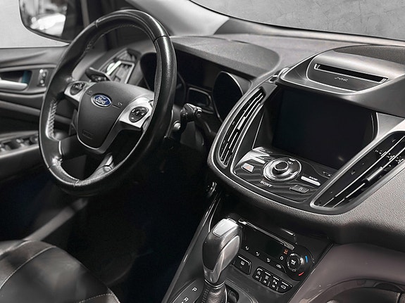 Ford Kuga 22 of 30